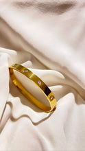 Load image into Gallery viewer, GOLD  LOVE BRACELET